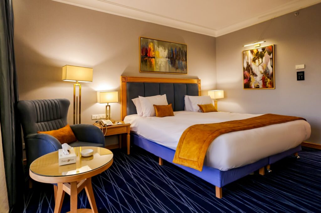 Junior Suite (1st & 7th Floors) – Dama Rose Hotel